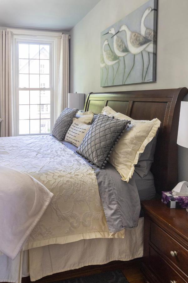Anneken 1000 Islands B&B Luxury Suites & Spa Brockville Dış mekan fotoğraf